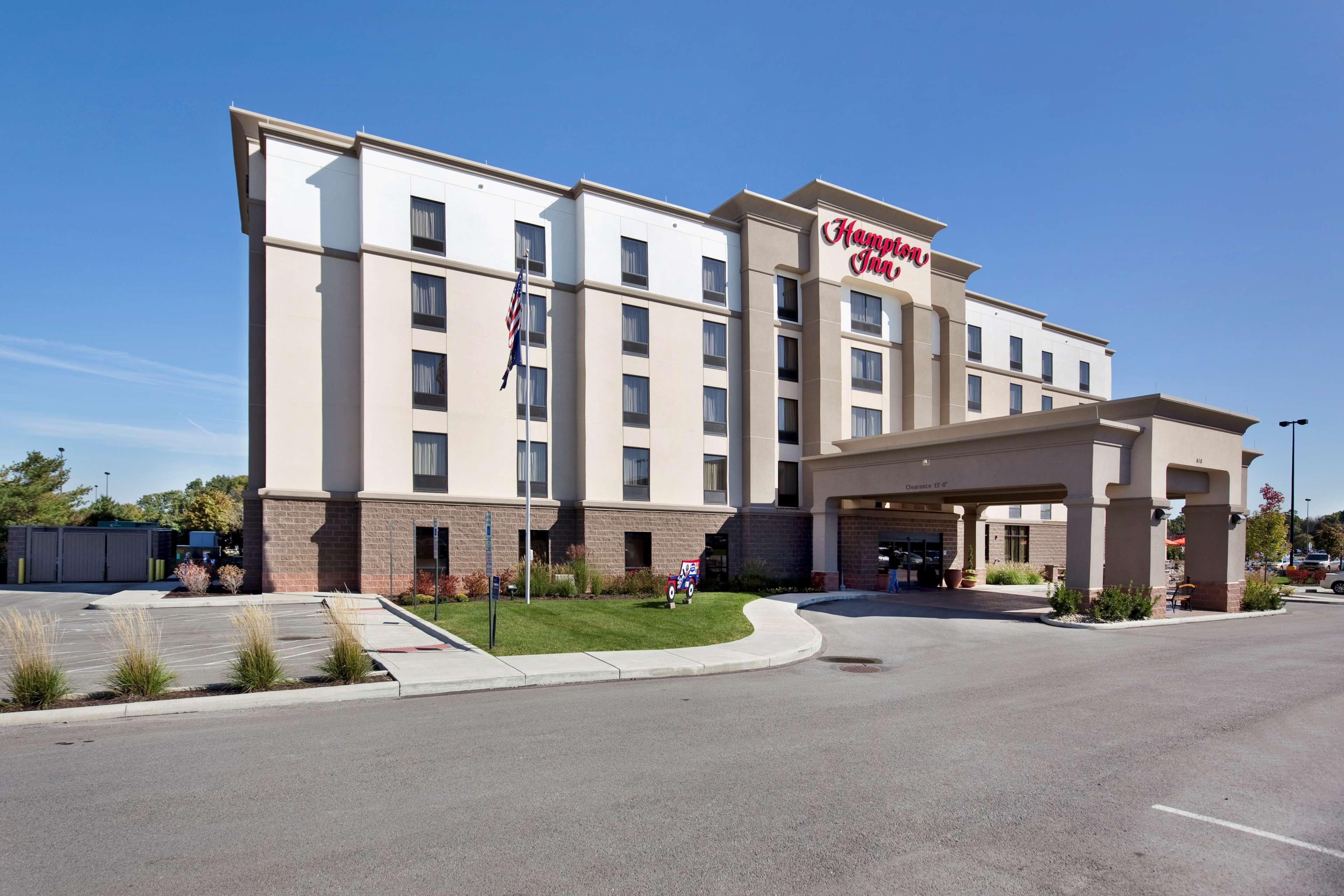 Hampton Inn Butler Bagian luar foto